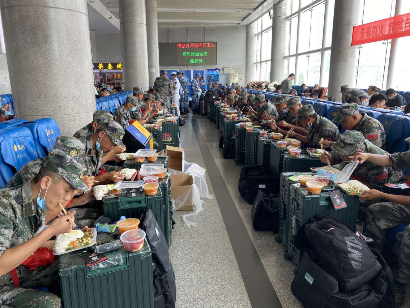 淄博军供站:不吃"军粮"为兵忙 当好拥军"粮草官"_手机搜狐网