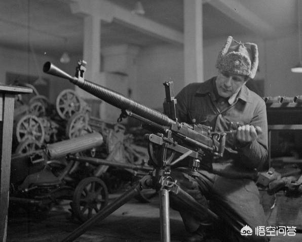 原创二战时期芬兰只是一个小国但是士兵手里的武器却十分先进这是怎么