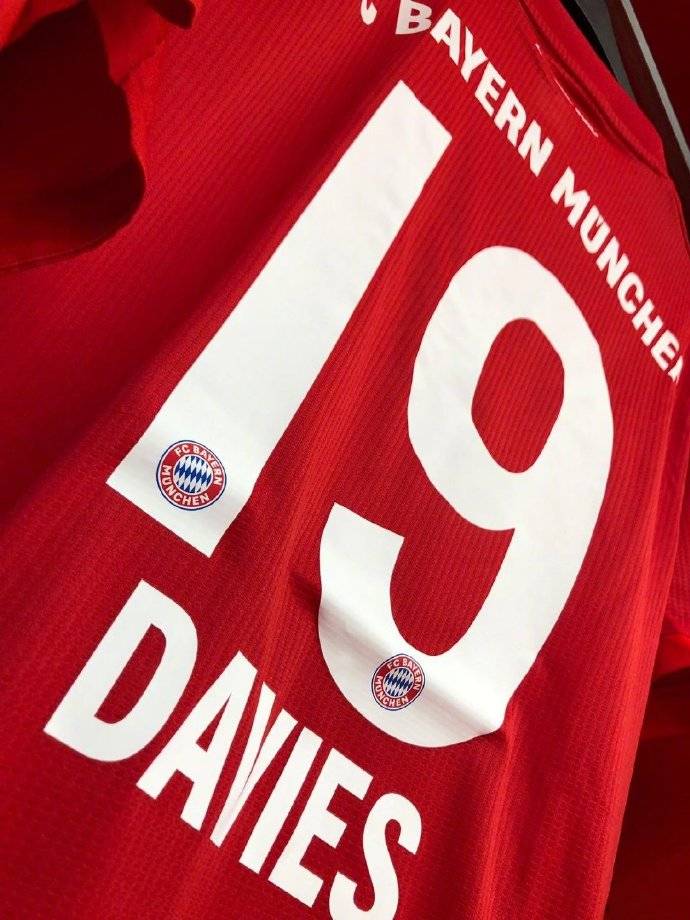 加拿大闪电阿方索戴维斯