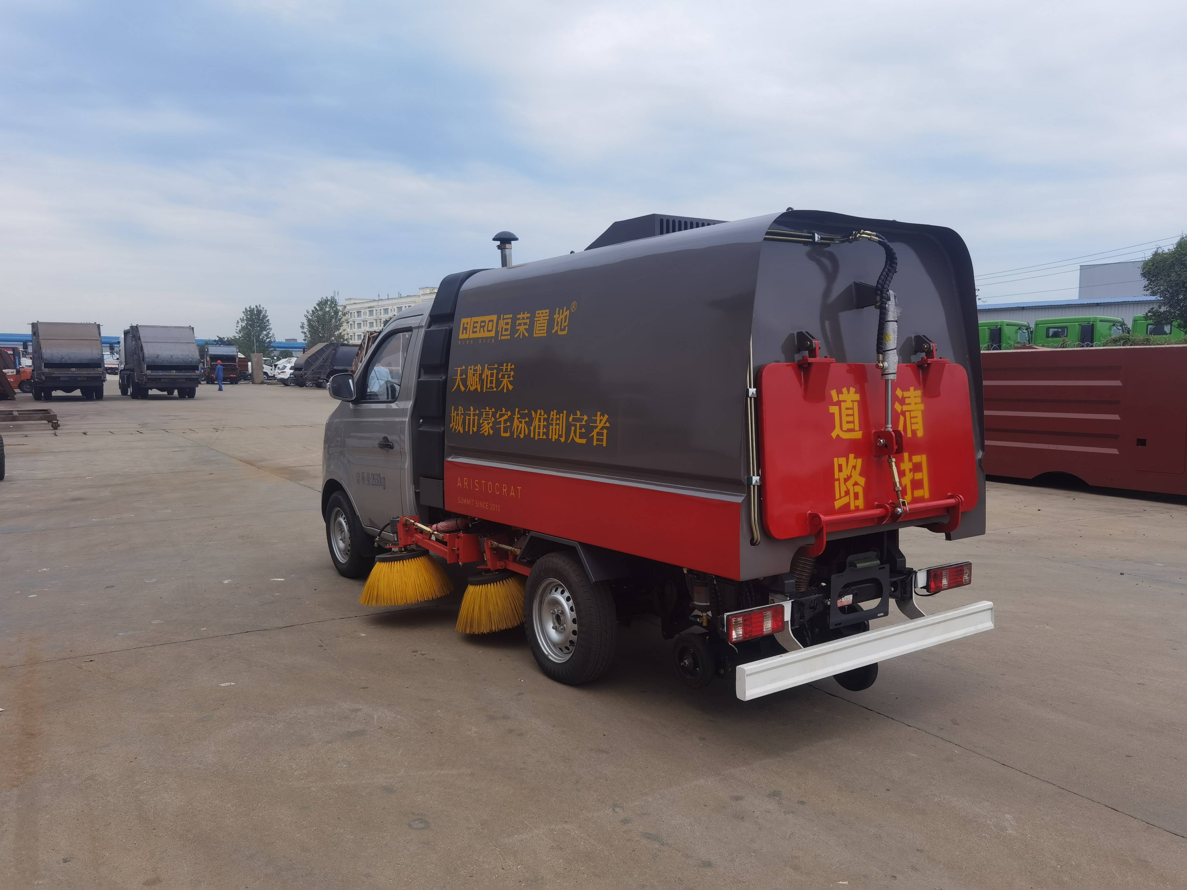 物业小区专用长安小型道路清扫车服务唐城物业