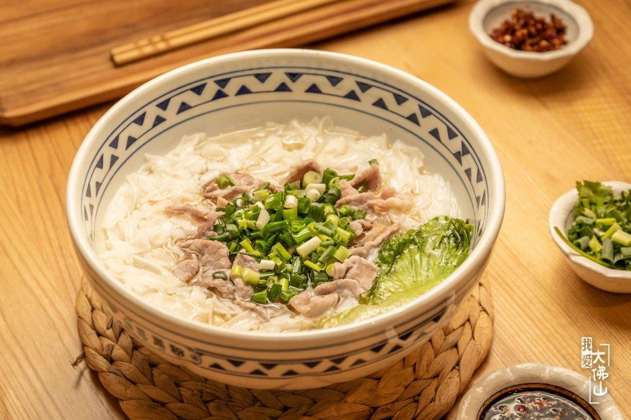 月销10w 的"湘"愁米粉,不到半个月征服佛山吃货再开分店!