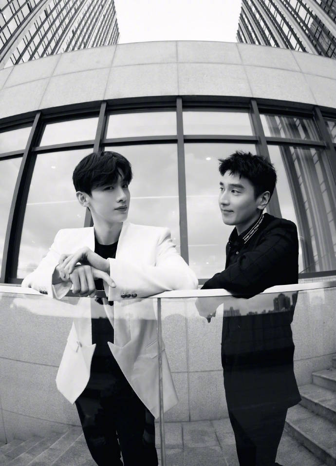 赵又廷白敬亭天台大片