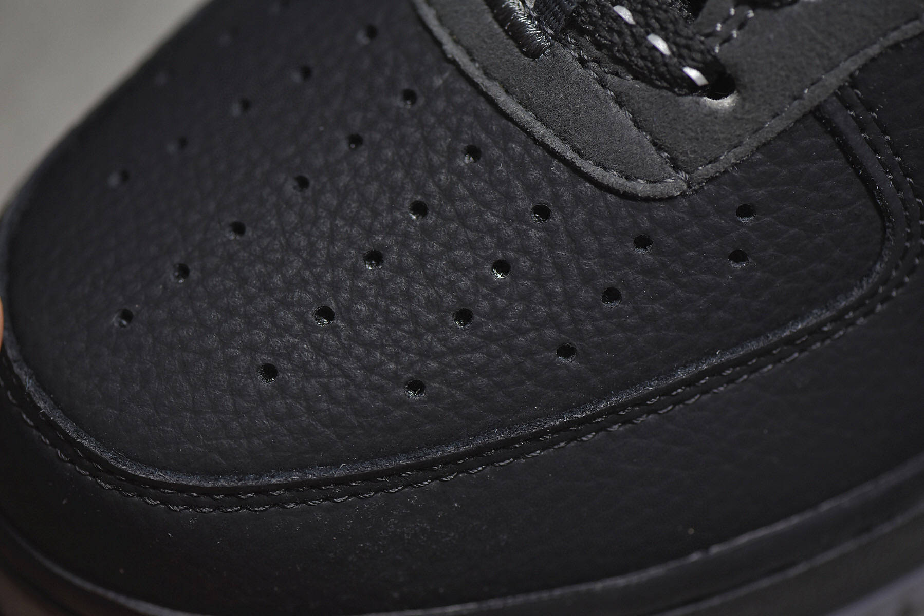 耐克nike air force 1 low lv8 white/black 白黑加大勾子运动鞋 cd