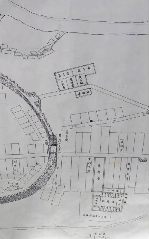 回望花垣石头城除了观音堂外均已毁