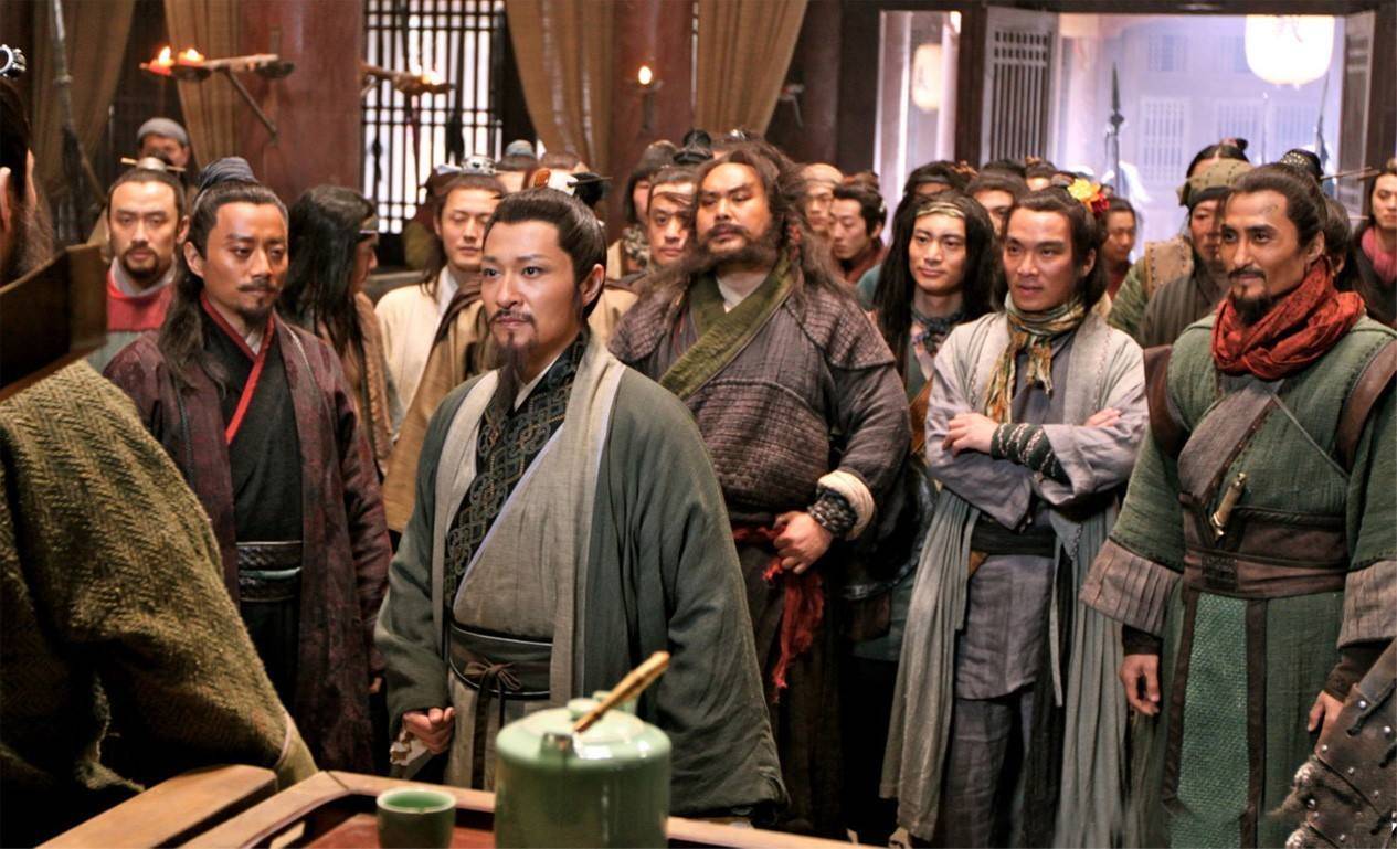 梁山中为啥没人敢惹林冲,武松,鲁智深?你看他们都是啥背景