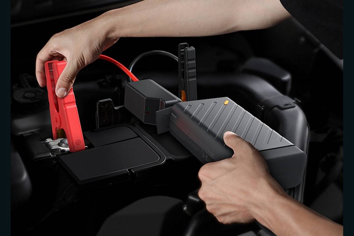 倍思推出倍能量汽车启动户外电源支持pd快充220v逆变输出