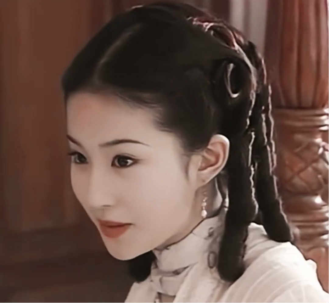 刘亦菲:《金粉世家》白秀珠14岁出演《金粉世家》白秀珠一角时的