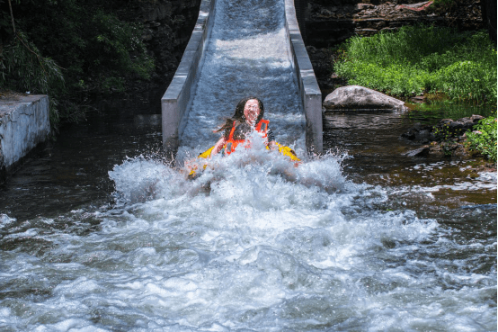 天河山漂流在炎热的夏天,你想体验漂流的激情吗?