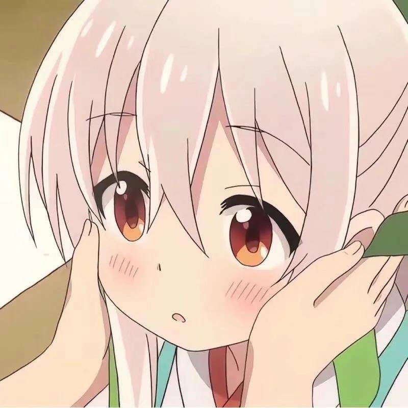 女生动漫头像心如荒岛囚我终老