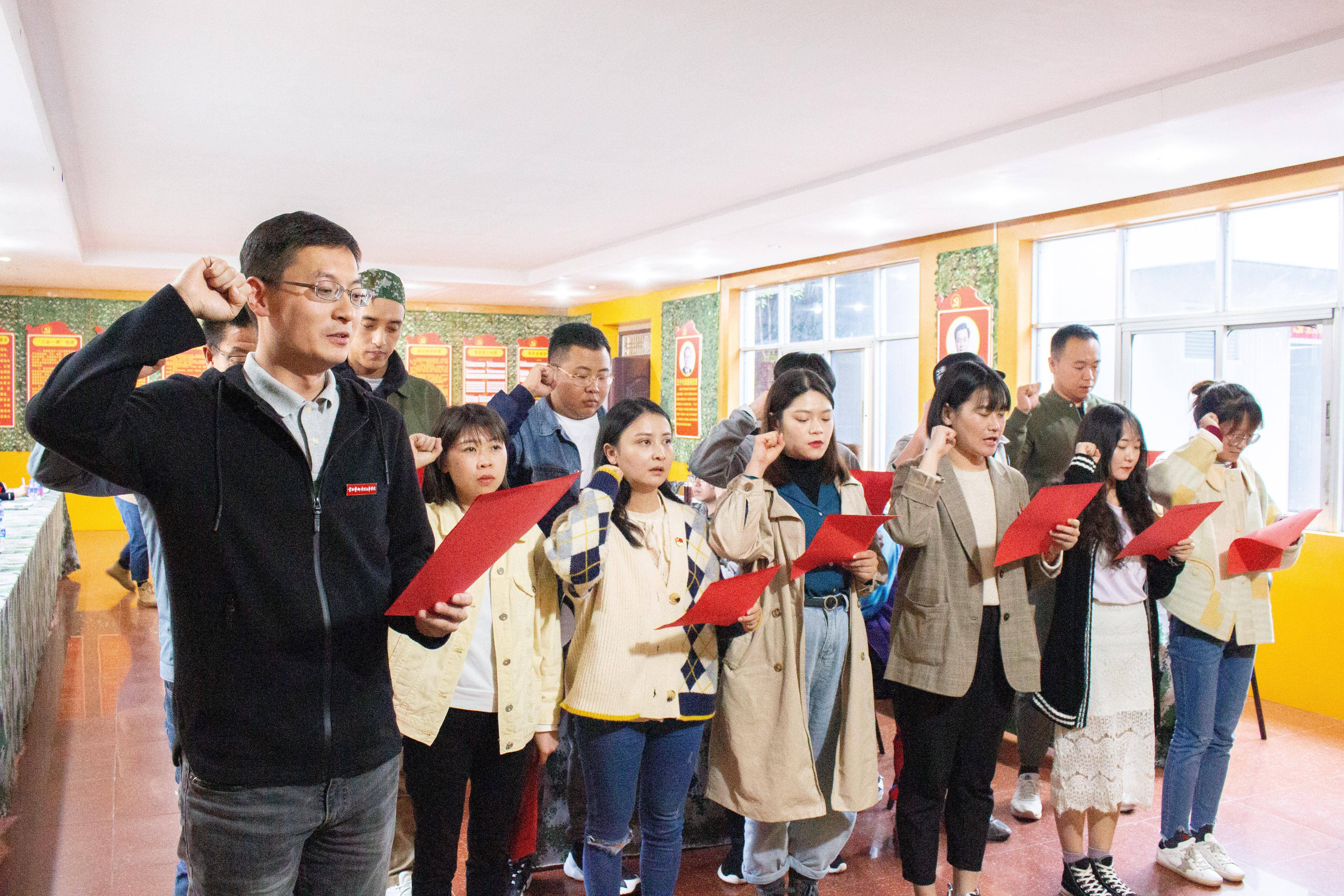 云南艺术学院|云南艺术学院文华学院举办 “向张桂梅同志学习” 系列活动