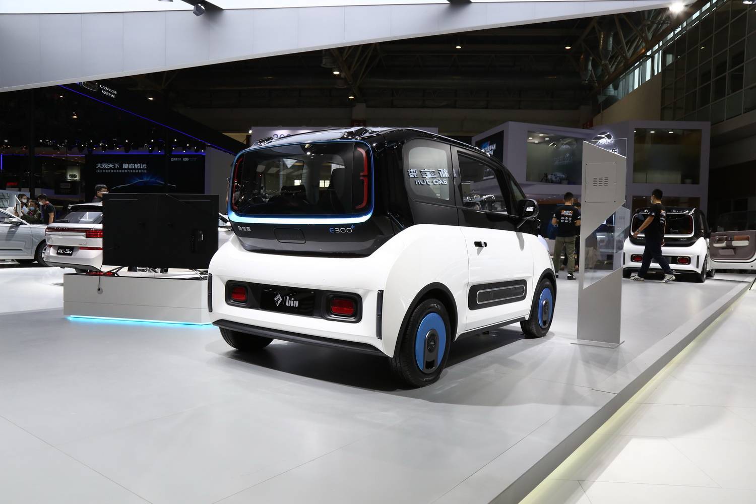 2020北京车展新宝骏e300小biu正式亮相