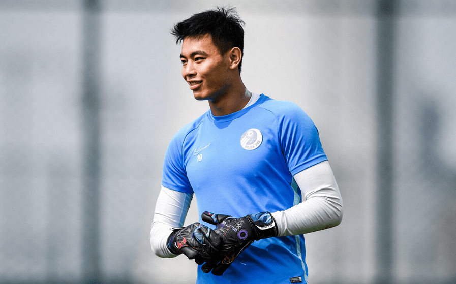 童磊的能力有目共睹,李帅则需要重新证明实力,他在联赛中一度被贝大师