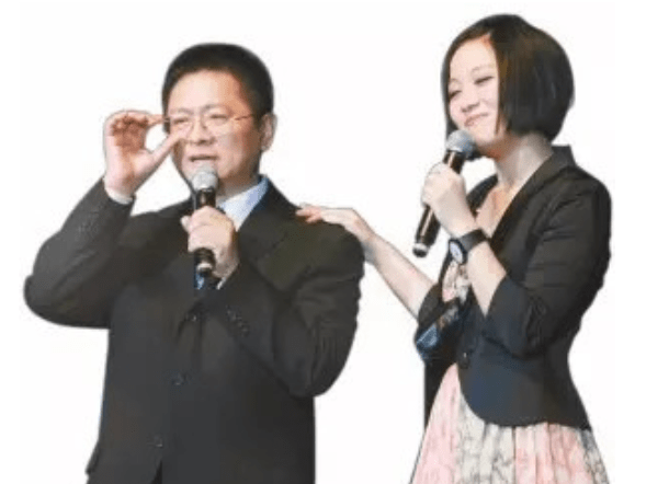 原创今天是姚贝娜39岁生日她妈妈李信敏唱了6首歌我唱给女儿听