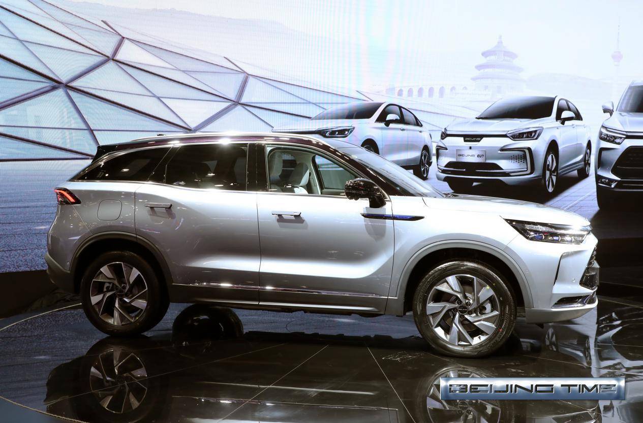 5t插混系统油耗1.4l,beijing汽车新车亮相车展