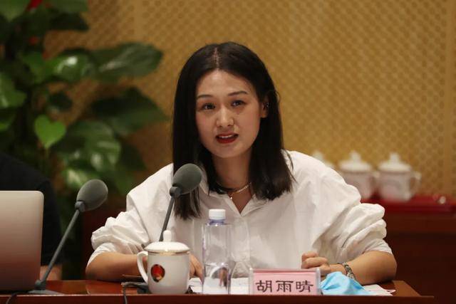 中国政法大学博士生胡雨晴:我之前在检察院工作时写了一些文字,比如