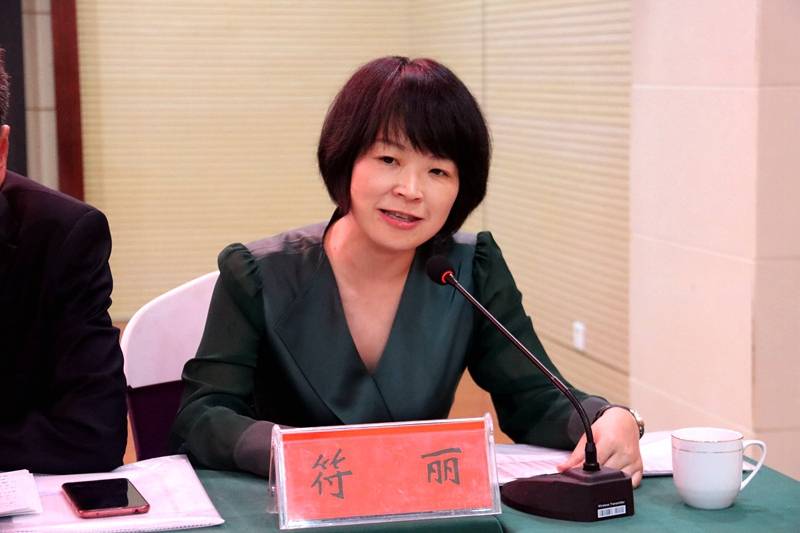 潢川县政府2019年履行教育职责市级督导评价反馈会召开_徐晶