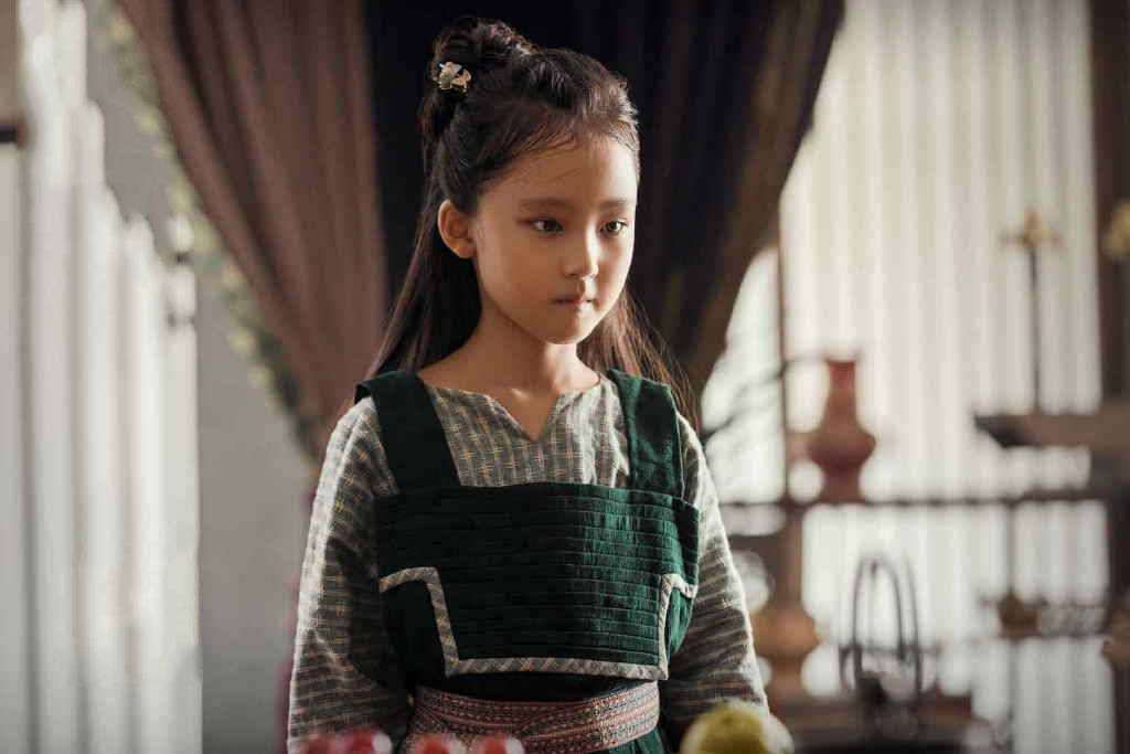 庆余年的小范若若被称小刘亦菲今演海报里的英雄