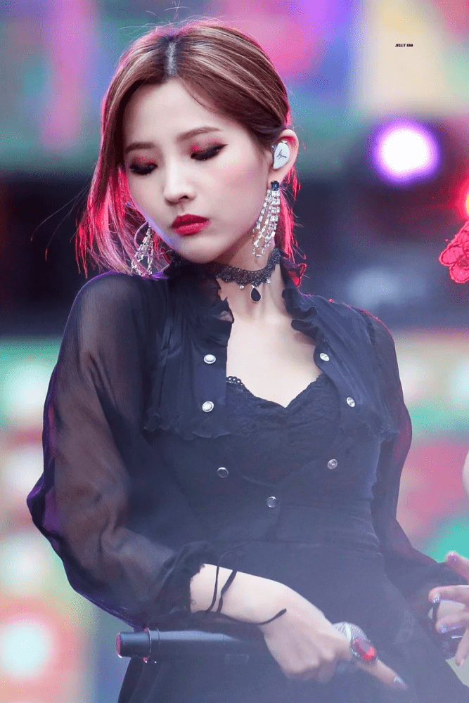 韩女团中娇小可爱的女孩爱豆,歌甜人美又可爱_手机搜狐网