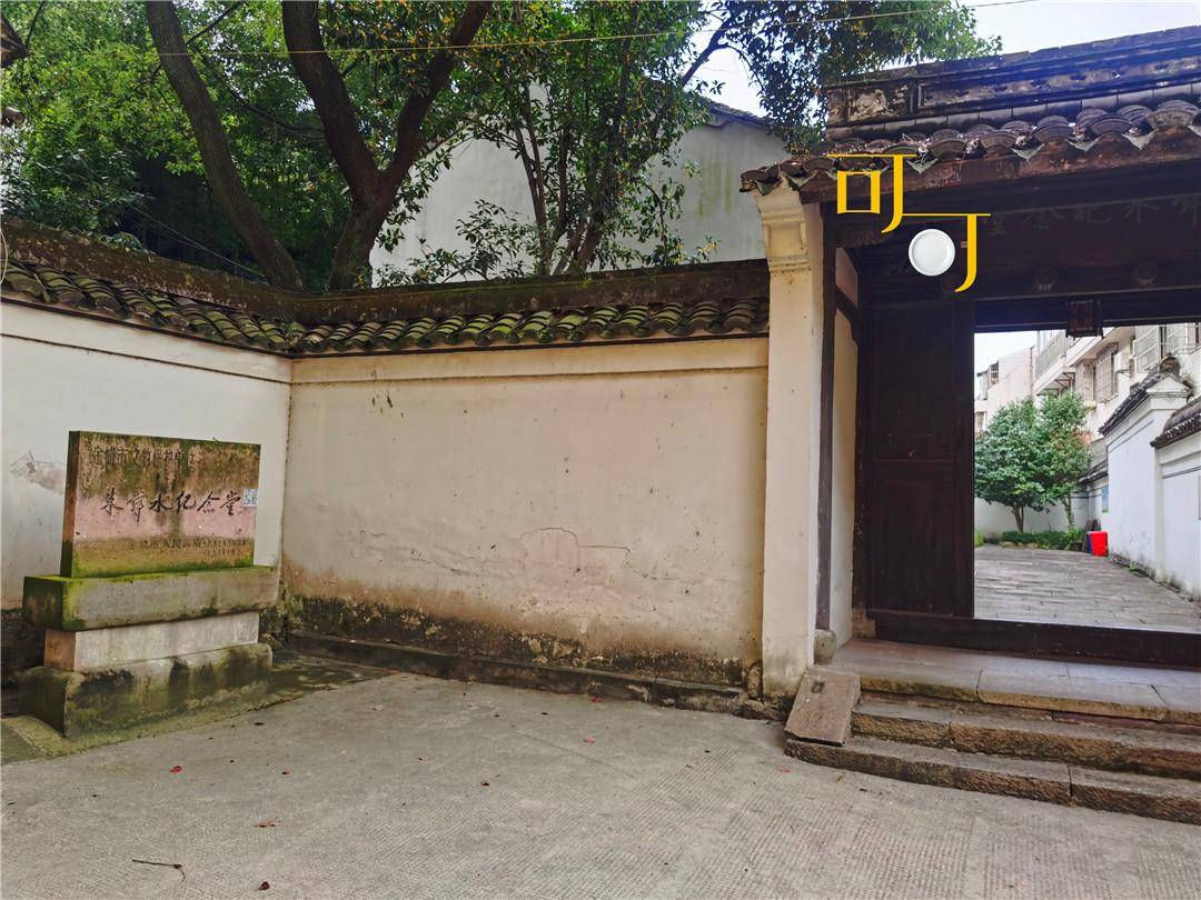 國慶節去餘姚參觀王陽明故居,飯店太擠,最後吃快餐35元吃飽_寧波