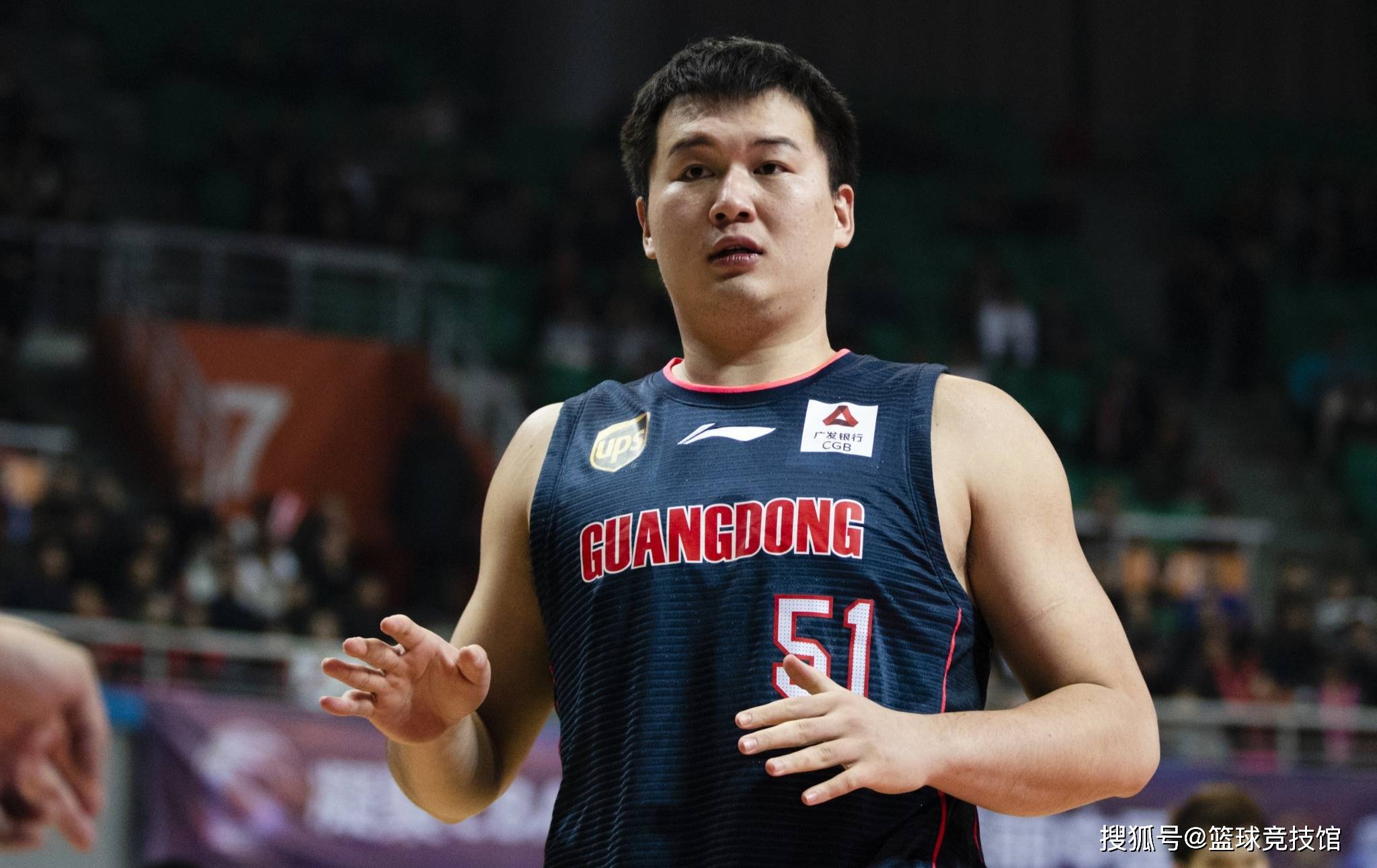 广东放走潜力股?万圣伟热身赛豪取两双,上演完美首秀