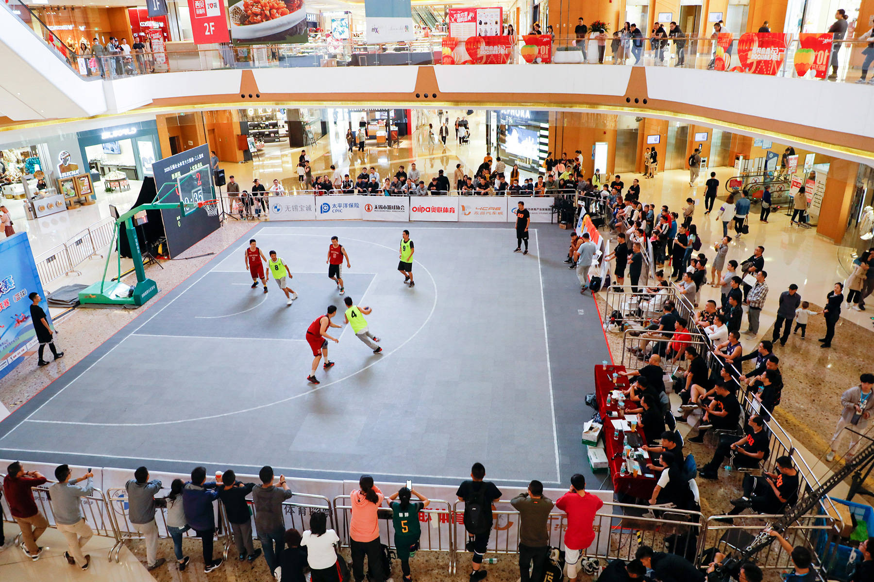 跃动锡城社会体育六大联赛篮球万象城站