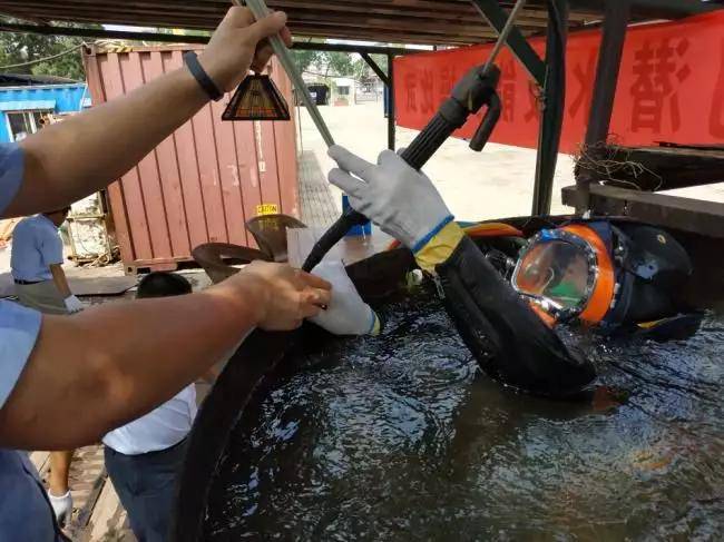 揭秘:水下焊接是怎样炼成的?