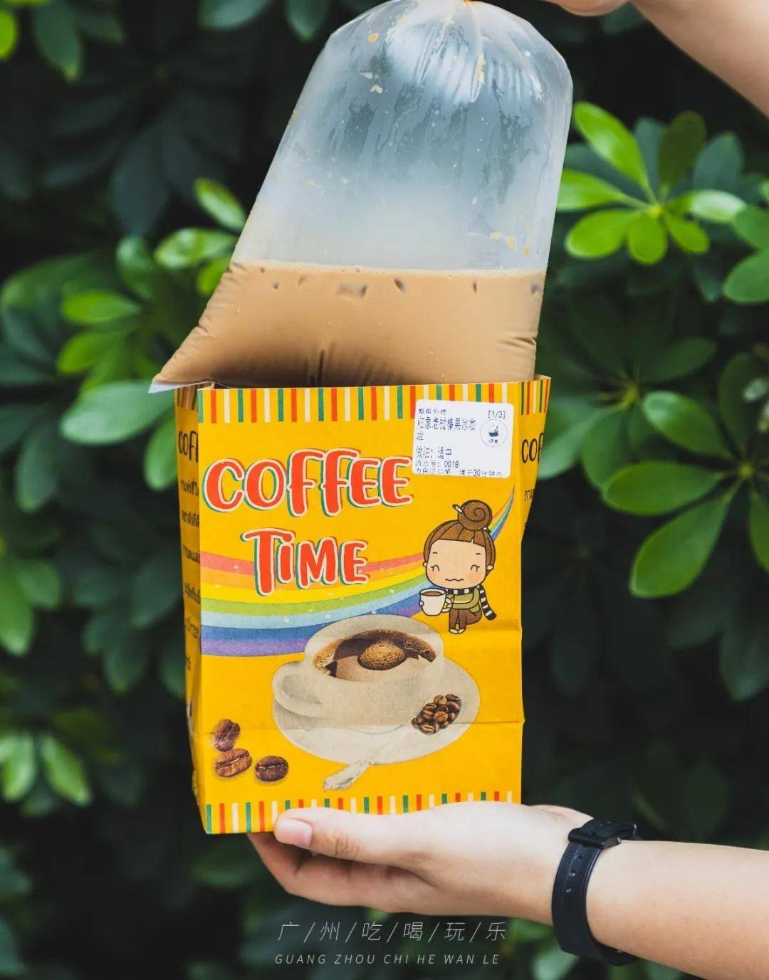 原创用透明袋装的奶茶一口找回泰国夜市feel就在花城汇