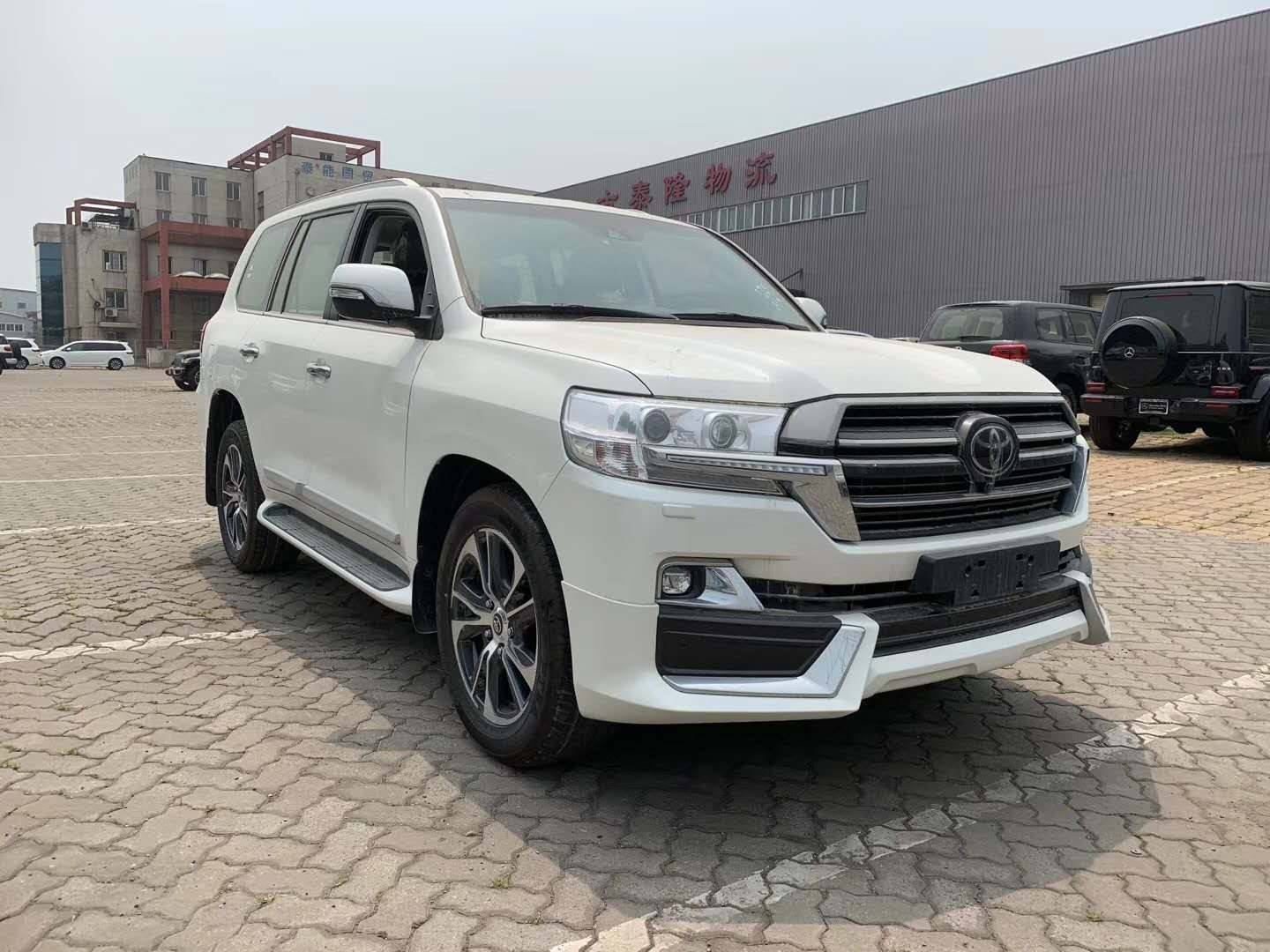 新款丰田酷路泽5700降促直销 v8陆巡越野车