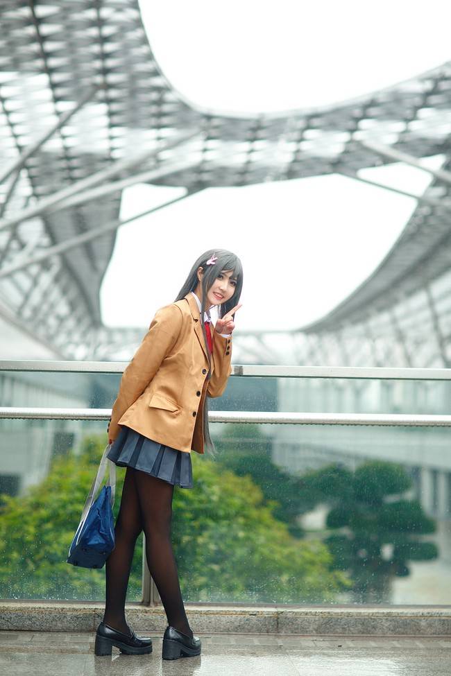 cos:这次是青春期猪头少年不会梦到兔女郎学姐的樱岛麻衣场照!