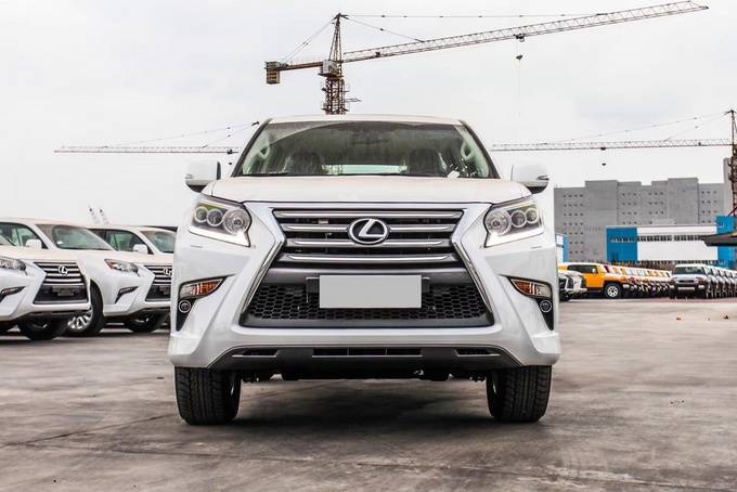 进口雷克萨斯gx460折扣价展销硬派越野车