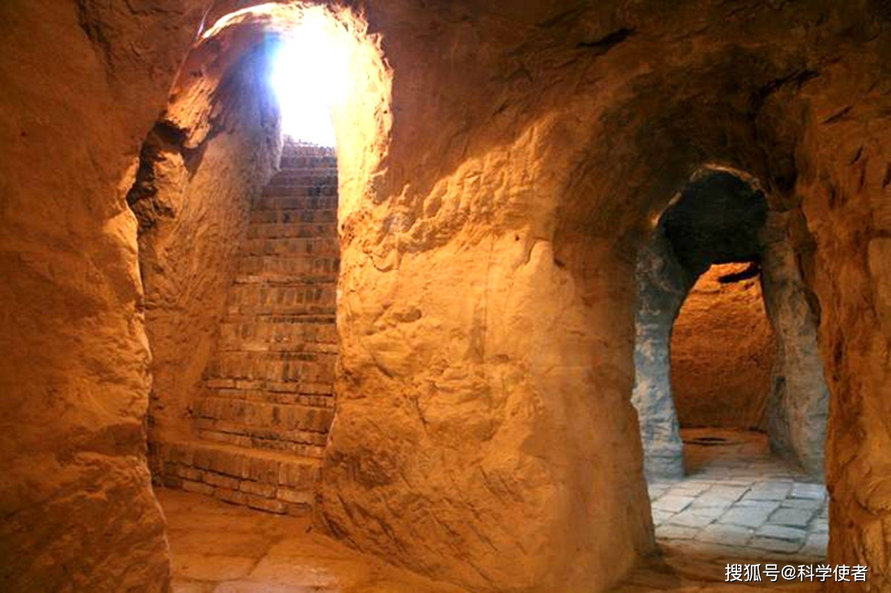 探秘地下王国:地底下是否存在另一个发达文明?