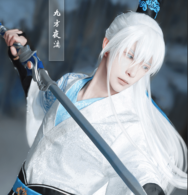 熊祁cos《魔尊要抱抱》夜漓,作者直夸还原,希望能安排老年组呀