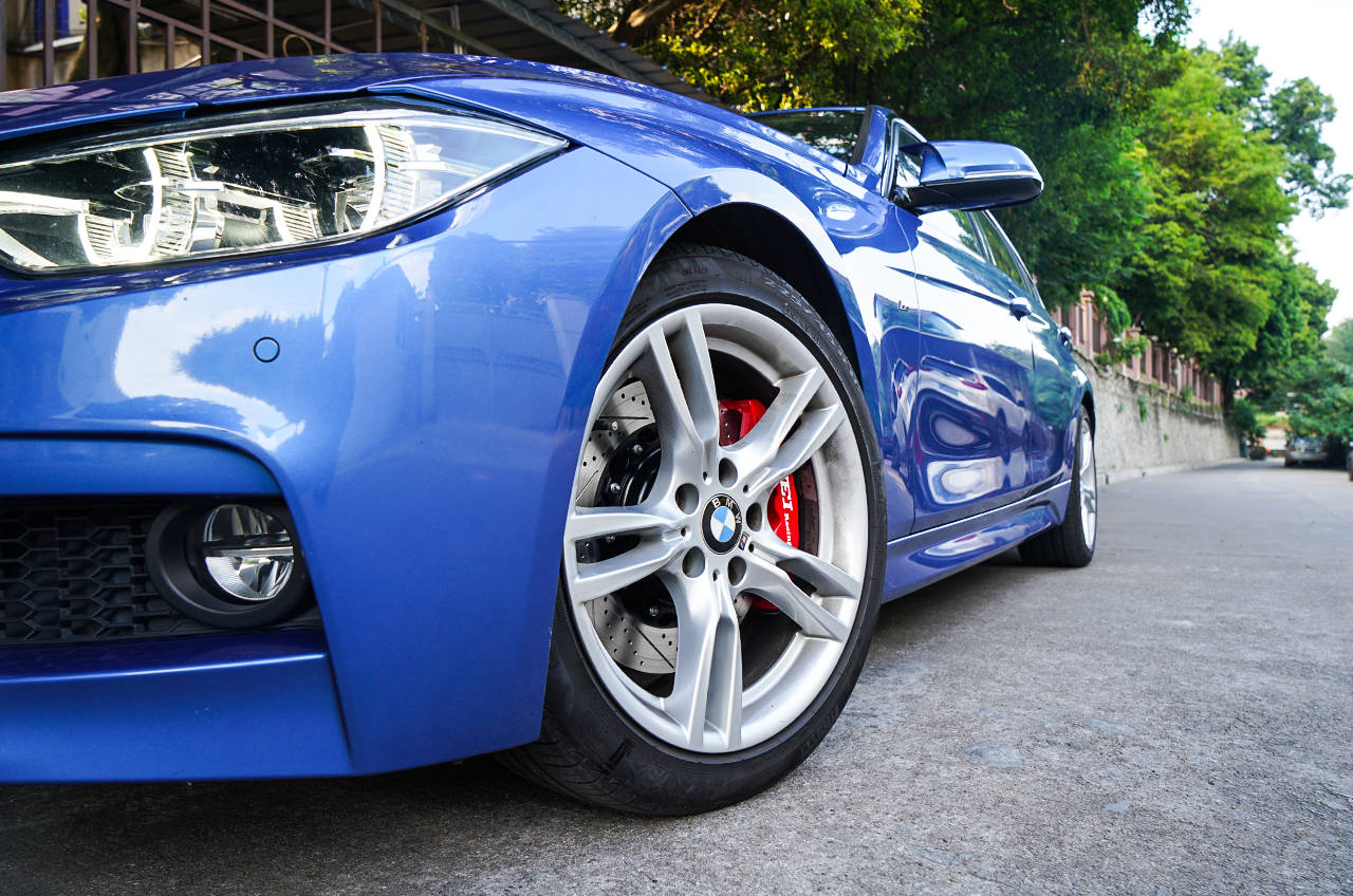 宝马3系320li前后改装tei刹车卡钳案例分享