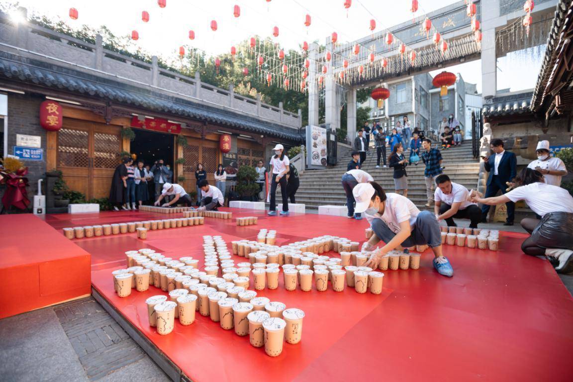 新晋网红奶茶茶小咖获得吉尼斯世界纪录称号营销再攀高峰