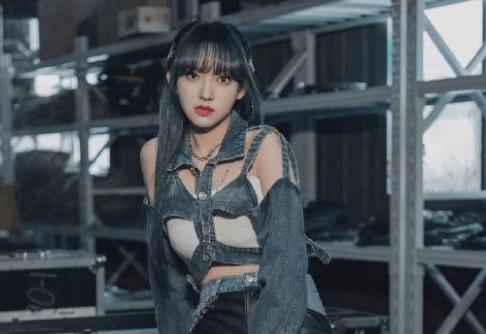 程潇减肥后太自信！大胆挑战“无痕裤”，看清效果：还是换了吧_视觉