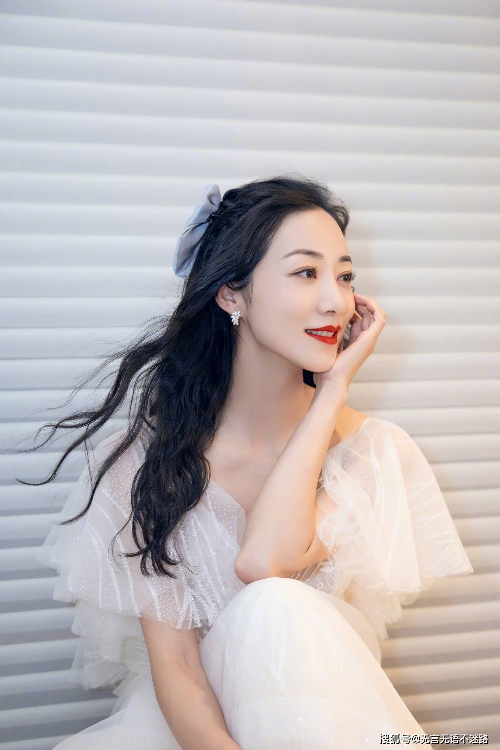 韩雪仙气十足美照, 白色纱裙优雅性感