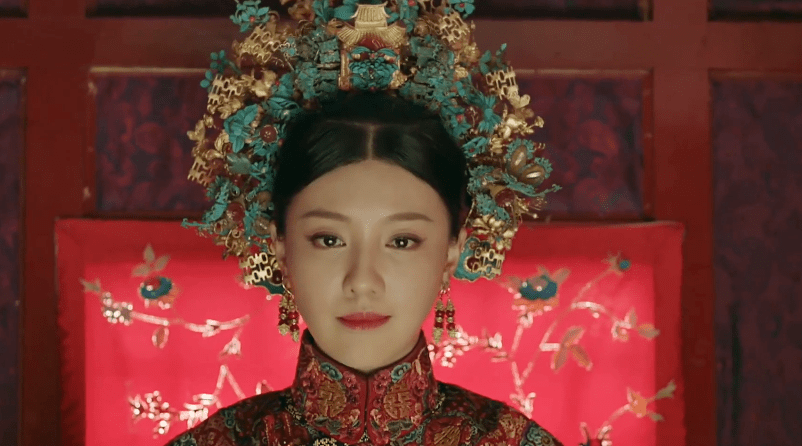 黄金家族的骄横王孙诅咒大清公主被圈禁幡然悔悟修行成活佛