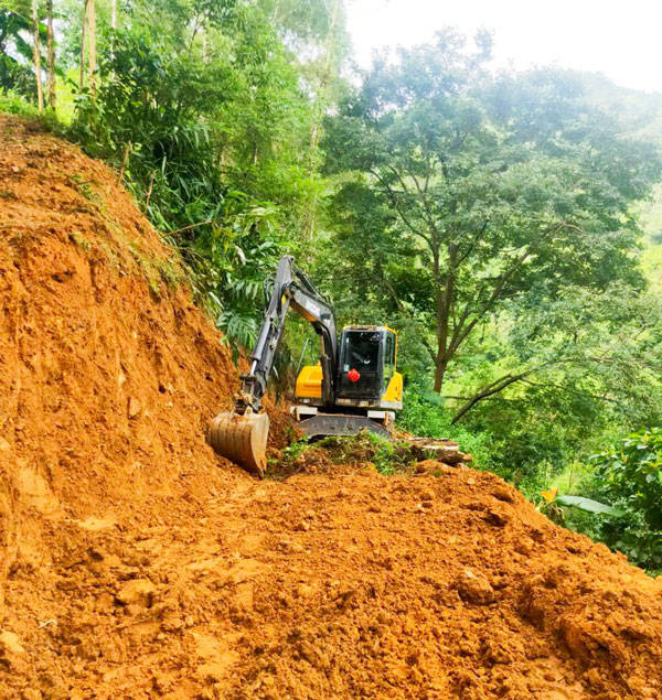 轮式挖掘机农村书写的华丽篇章