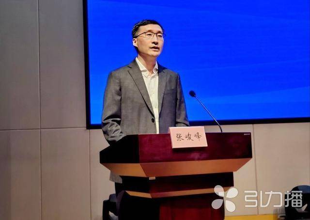 委员,南京大学医学院附属鼓楼医院内分泌科主任朱大龙教授专家团队