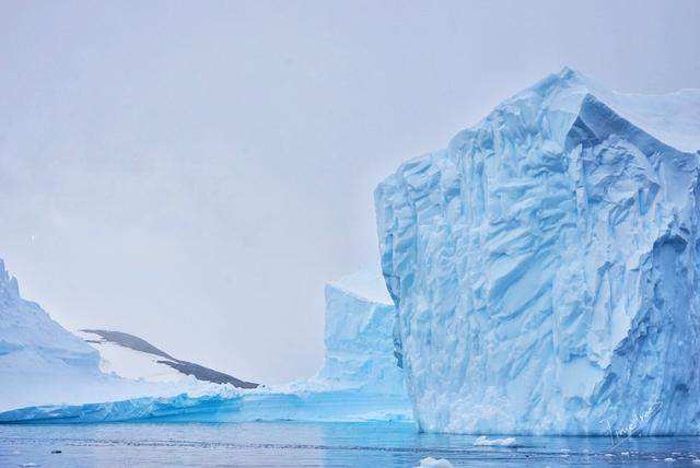 南极的冰块千姿百态，都是如何形成的呢？