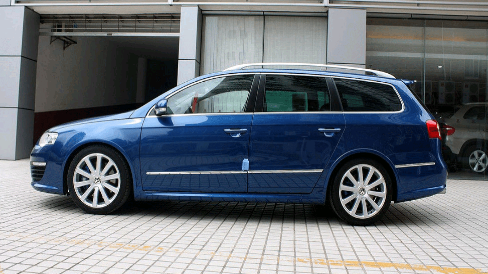 25万买入比斯开蓝r36车贩子18万回收又一韭菜崩盘