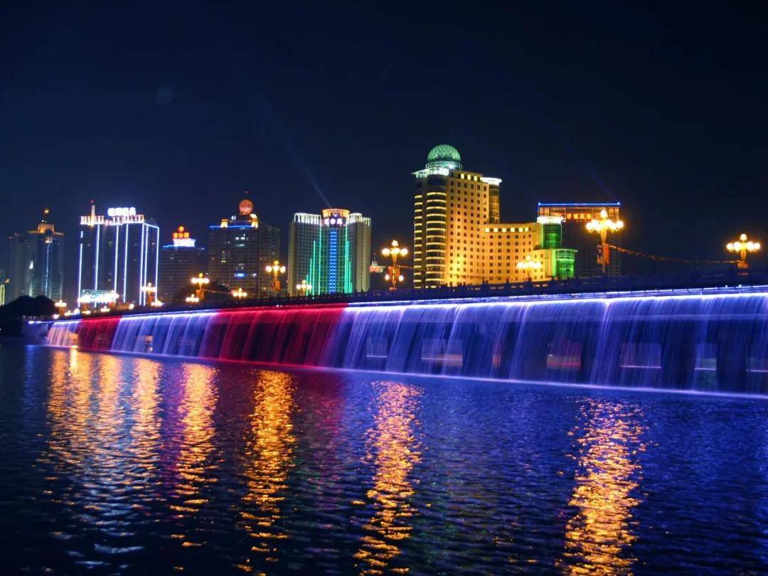 禾光杯 | 南宁万达茂夜景照明亮化设计方案