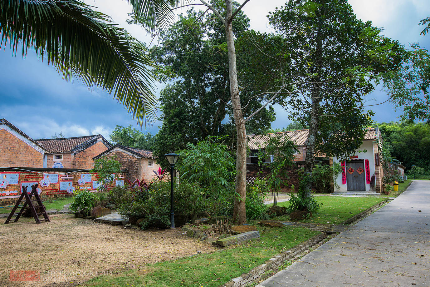 原创海南十三户人家的小村落,蔬果自己种家禽自己养,宛如世外桃源