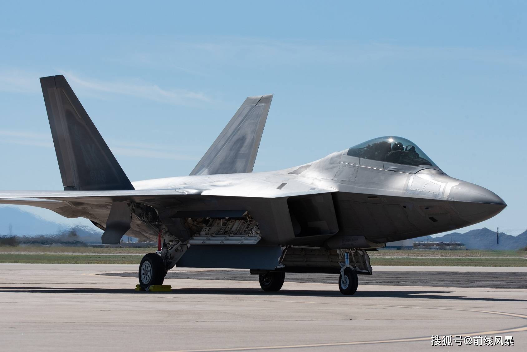 su57和f22的正面交锋情况如何谁的优势胜算会更大