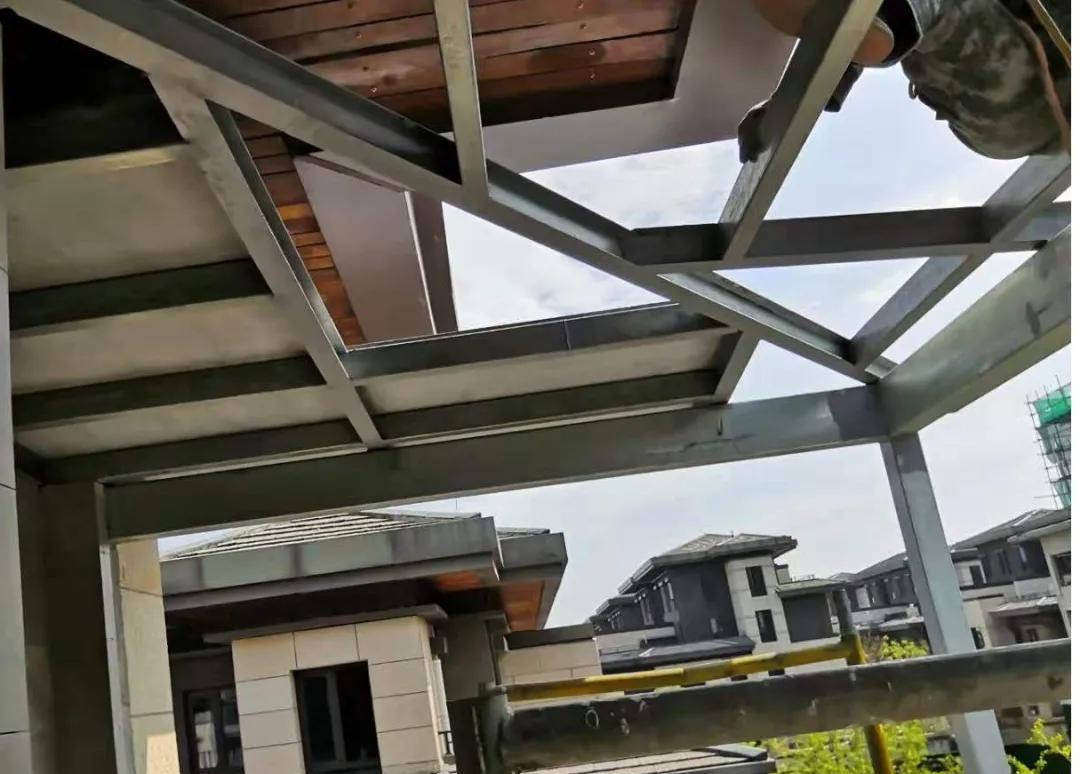 洛阳半山溪谷别墅实顶封露台阳光房设计施工案例