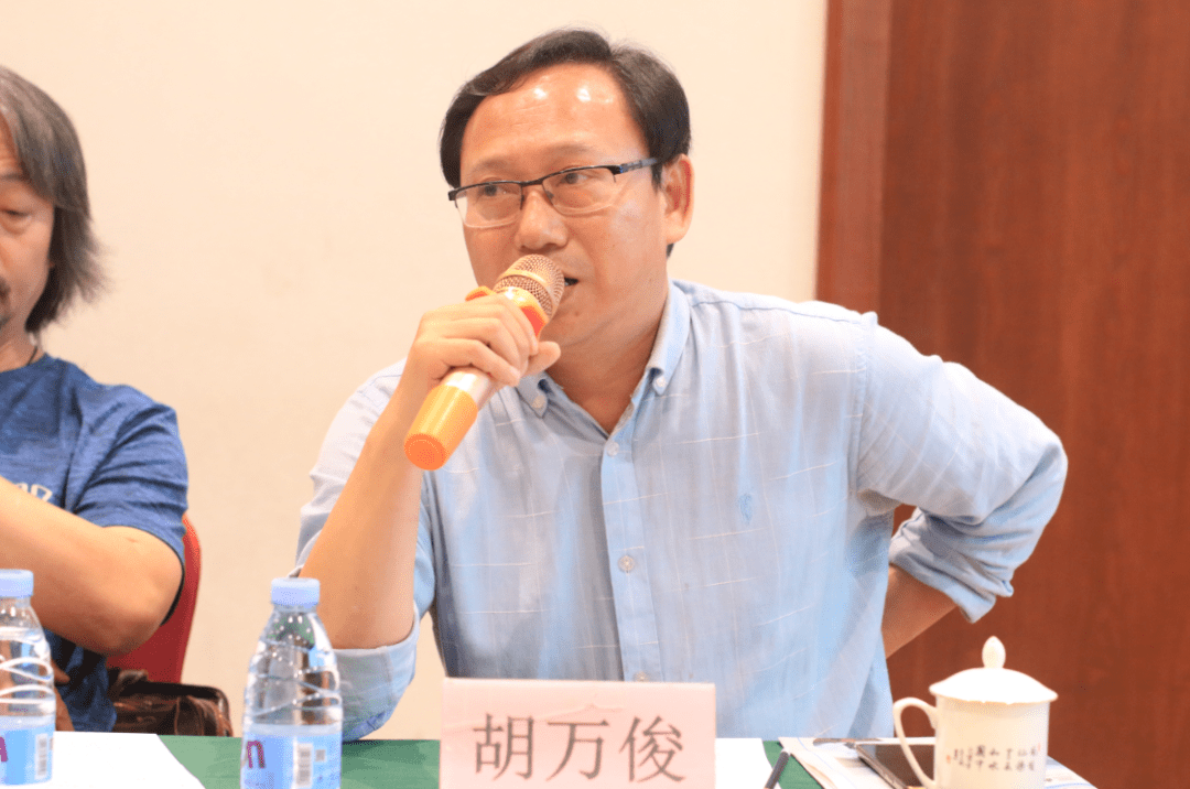 重庆楼市通 11-03 16:57 订阅 汉丰湖因三峡工程而生,是世界上独具