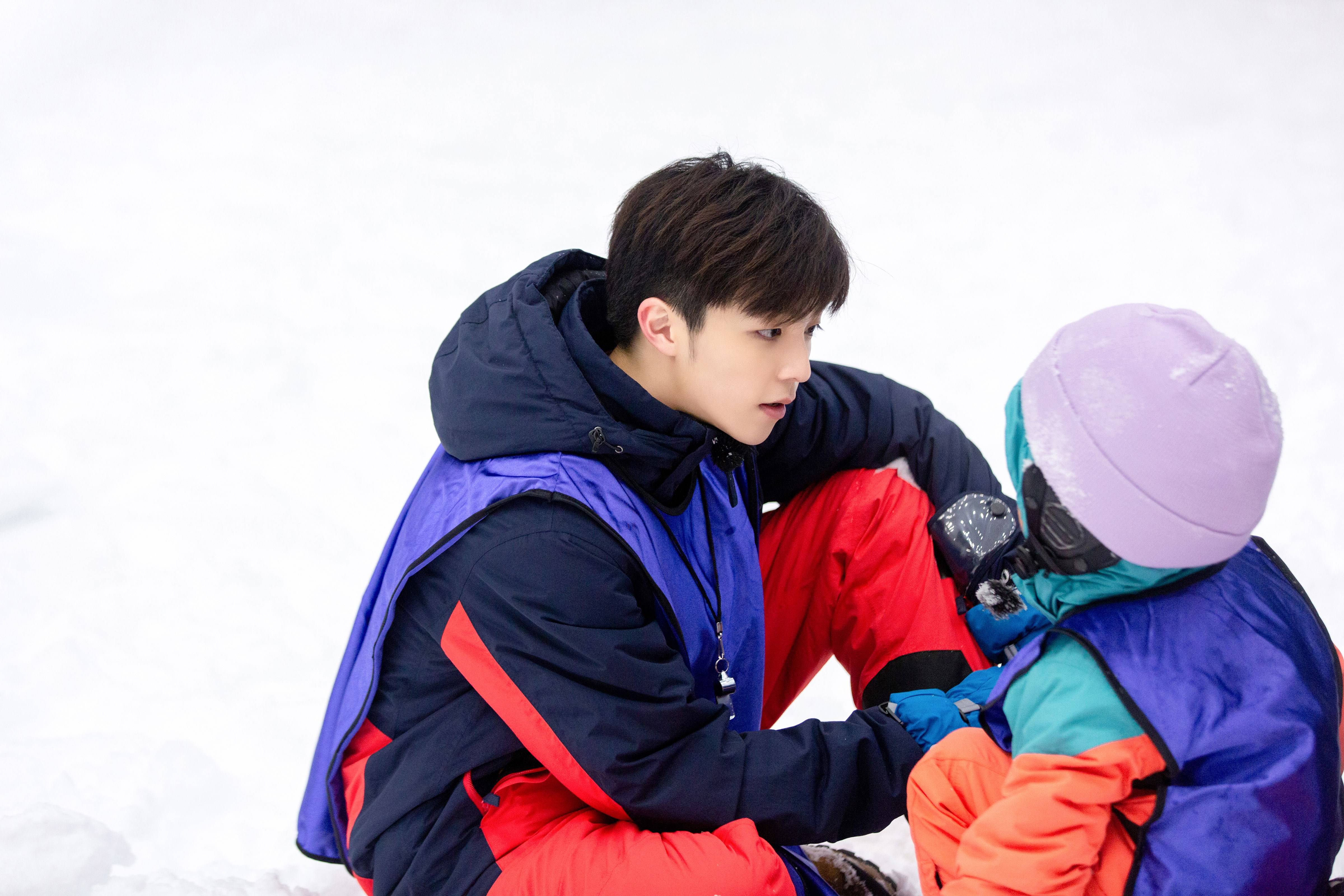 《小巨人运动会》陈立农汪苏泷雪地图状态佳 包裹严实保暖第一_手机