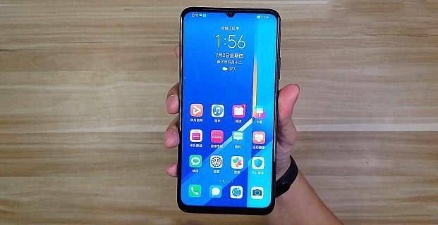 没得选大屏双扬声器nfc荣耀x10max真的不得人心