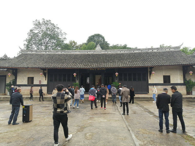 全国主流媒体德阳行游范家大院寻千载廉俭家风