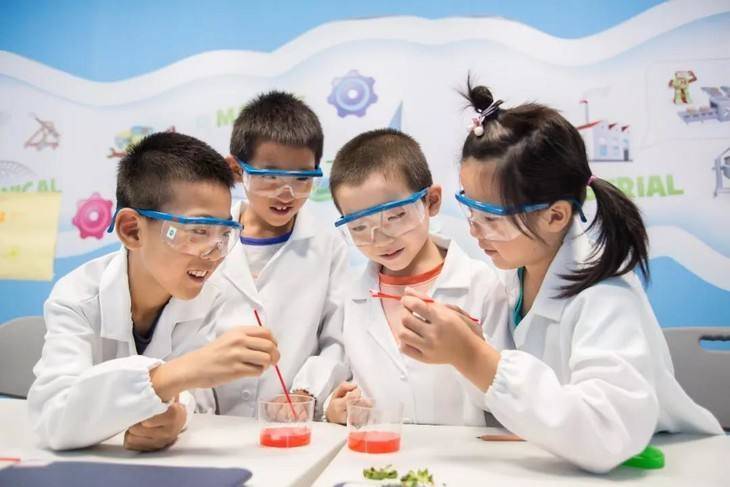 从科学教学走向科学教育的实践与探索